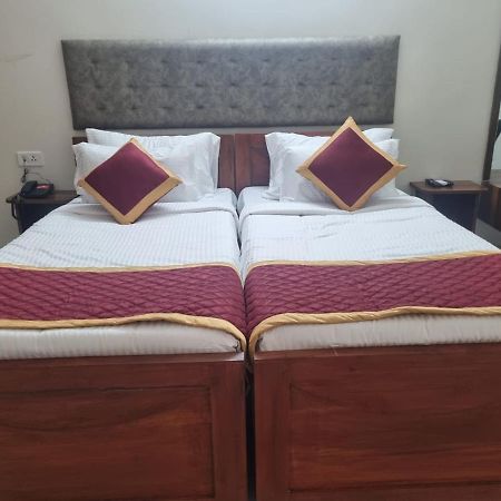 Pph Living Kvr Residency Hotel Tada Ngoại thất bức ảnh