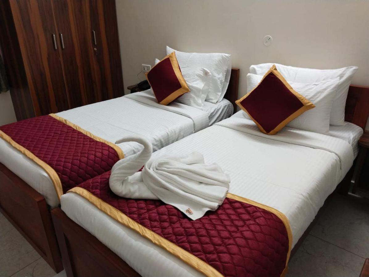 Pph Living Kvr Residency Hotel Tada Ngoại thất bức ảnh